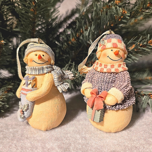 VTG Plum Pudding Snowman Pair Handpainted Resin Figurine Ornament Cottagecore - Picture 2 of 5
